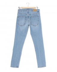 Entre Amisスリム テーパード ライトウォッシュ デニムmb_05l