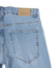 Entre Amisスリム テーパード ライトウォッシュ デニムmb_15l