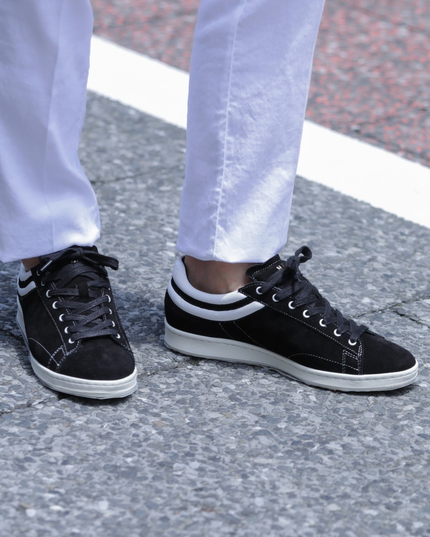 HELMS PARISロートップスエードスニーカー【FLYING ACE SUEDE】19l