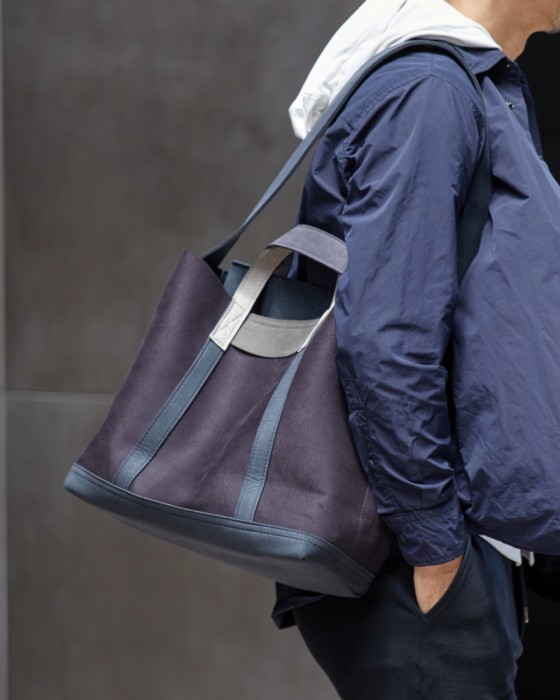 zattuマルチマイクロファイバースエード ミドルトートバッグ【KINAX/キナックス】16l