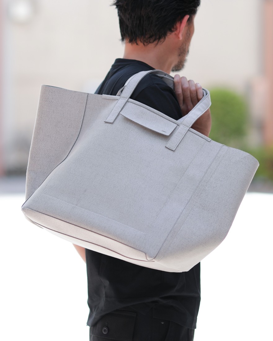 zattuマイクロファイバースエード ラージトートバッグ【TOVA/トーバ】26l