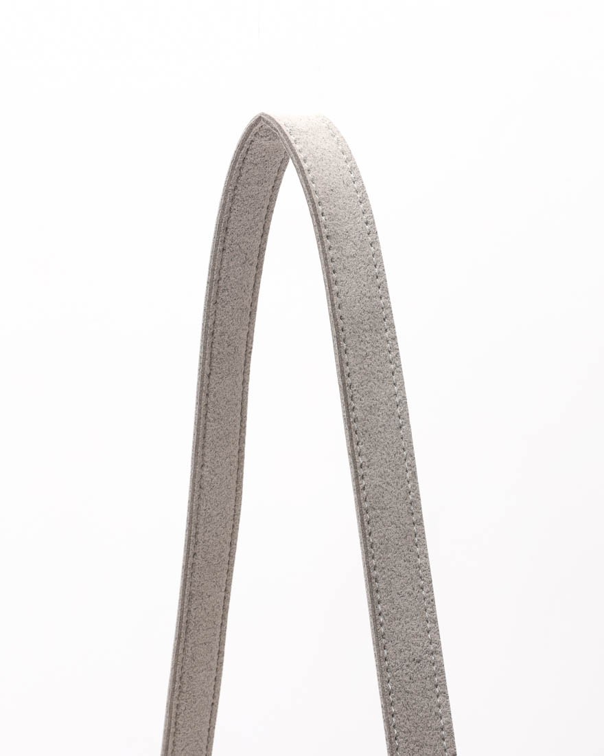 zattuマイクロファイバースエード 縦型ミニショルダーバッグ【PIPPA/ピッパ】08l