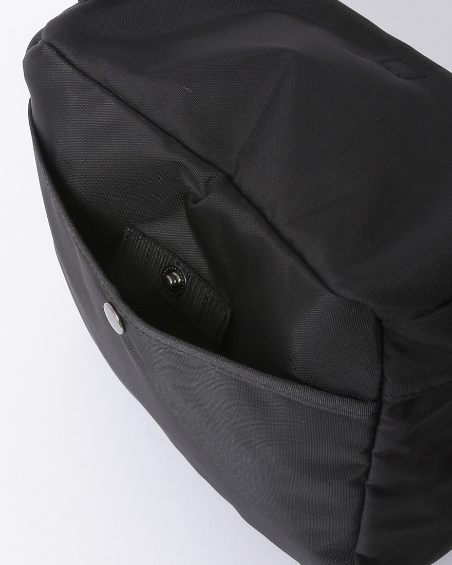 zattuナイロンミニショルダーバッグ【MARSHAL/マーシャル】11l