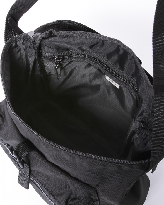zattuナイロンミニショルダーバッグ【MARSHAL/マーシャル】13l