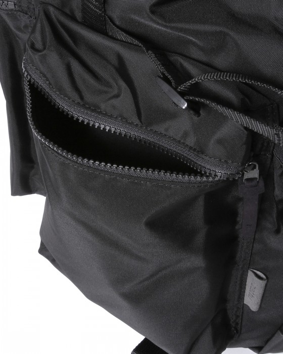 zattuナイロンバックパック【SMITHEE/スミシー】10l