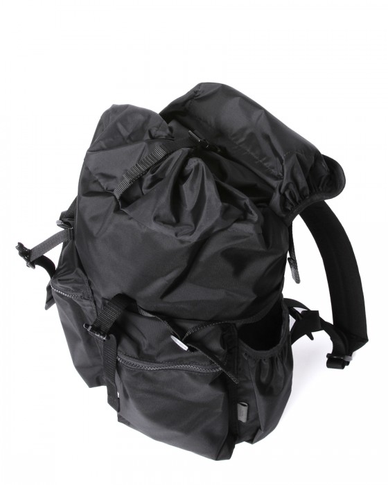 zattuナイロンバックパック【SMITHEE/スミシー】13l