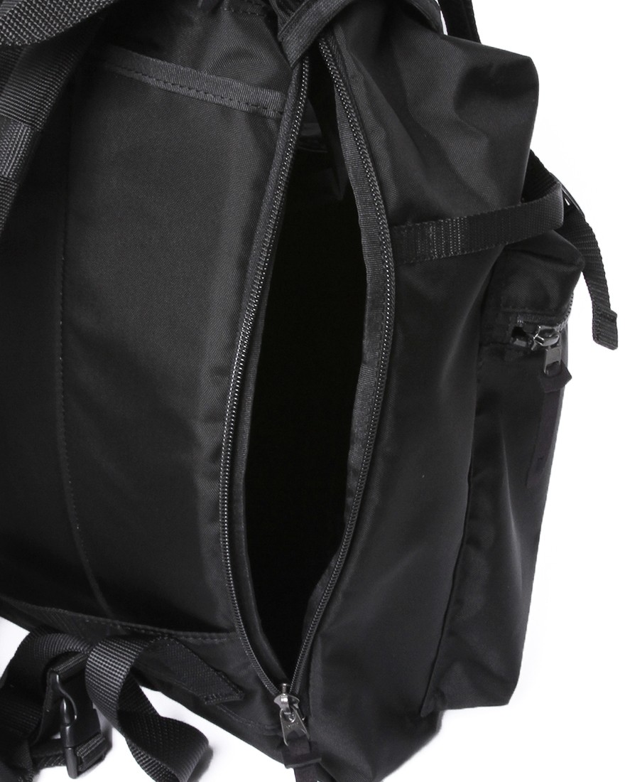 zattuナイロンバックパック【SMITHEE/スミシー】18l