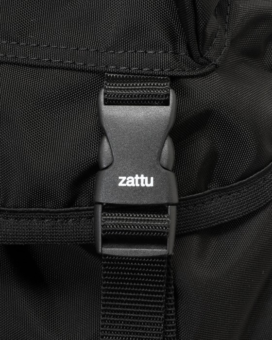 zattuナイロンバックパック【SMITHEE/スミシー】21l