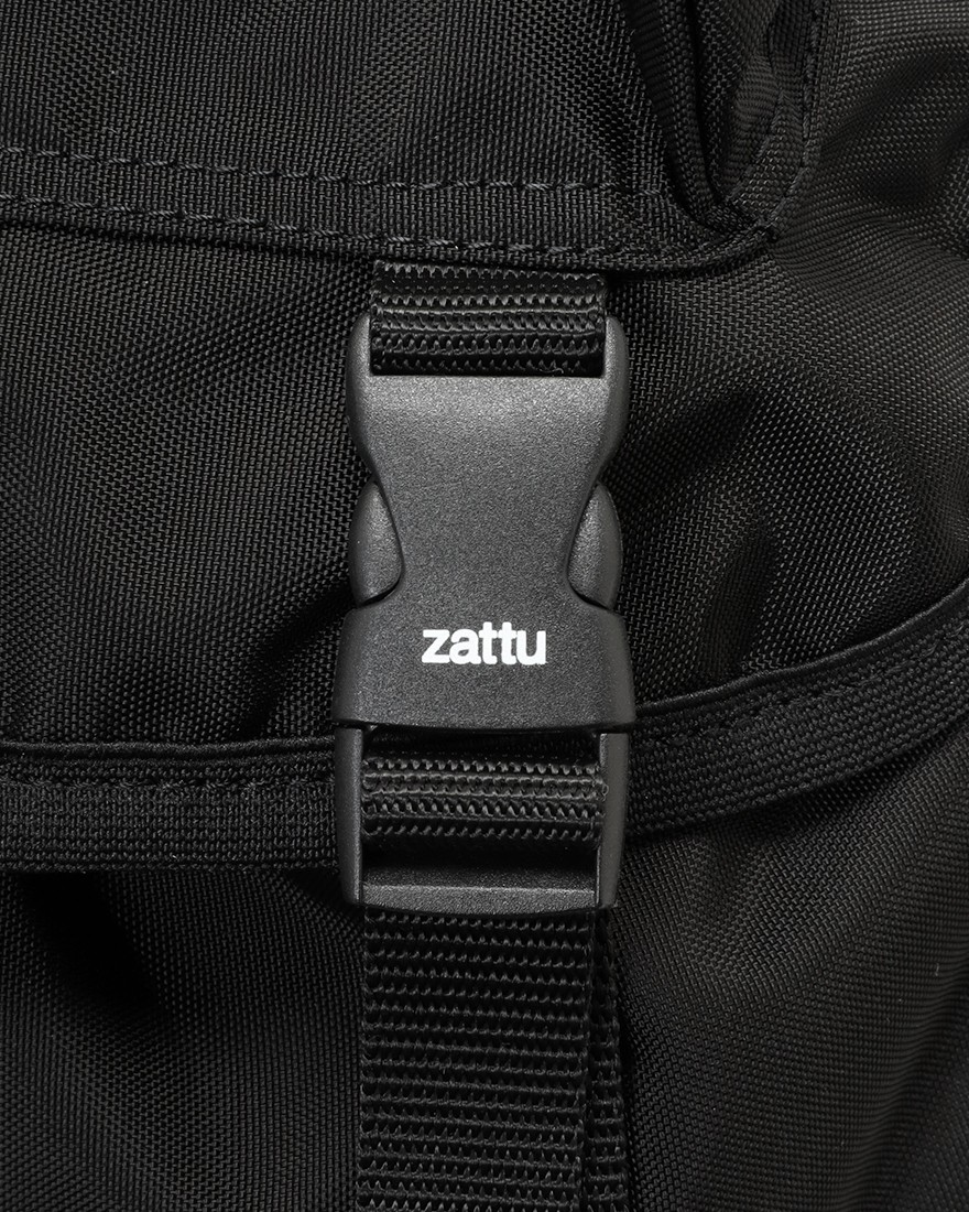 zattuナイロンバックパック【SMITHEE/スミシー】21l
