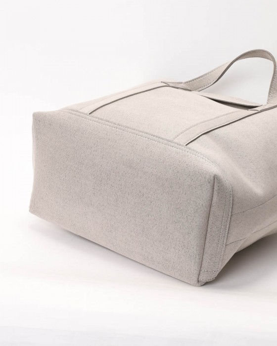 zattuマイクロファイバースエード ミドル トートバッグ【KINAX-T2/キナックス-T2】08l