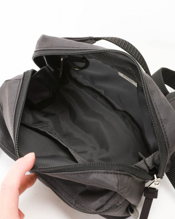 zattuナイロン ウエストバッグ【PONTE-LQ/ポンテ-LQ】17l