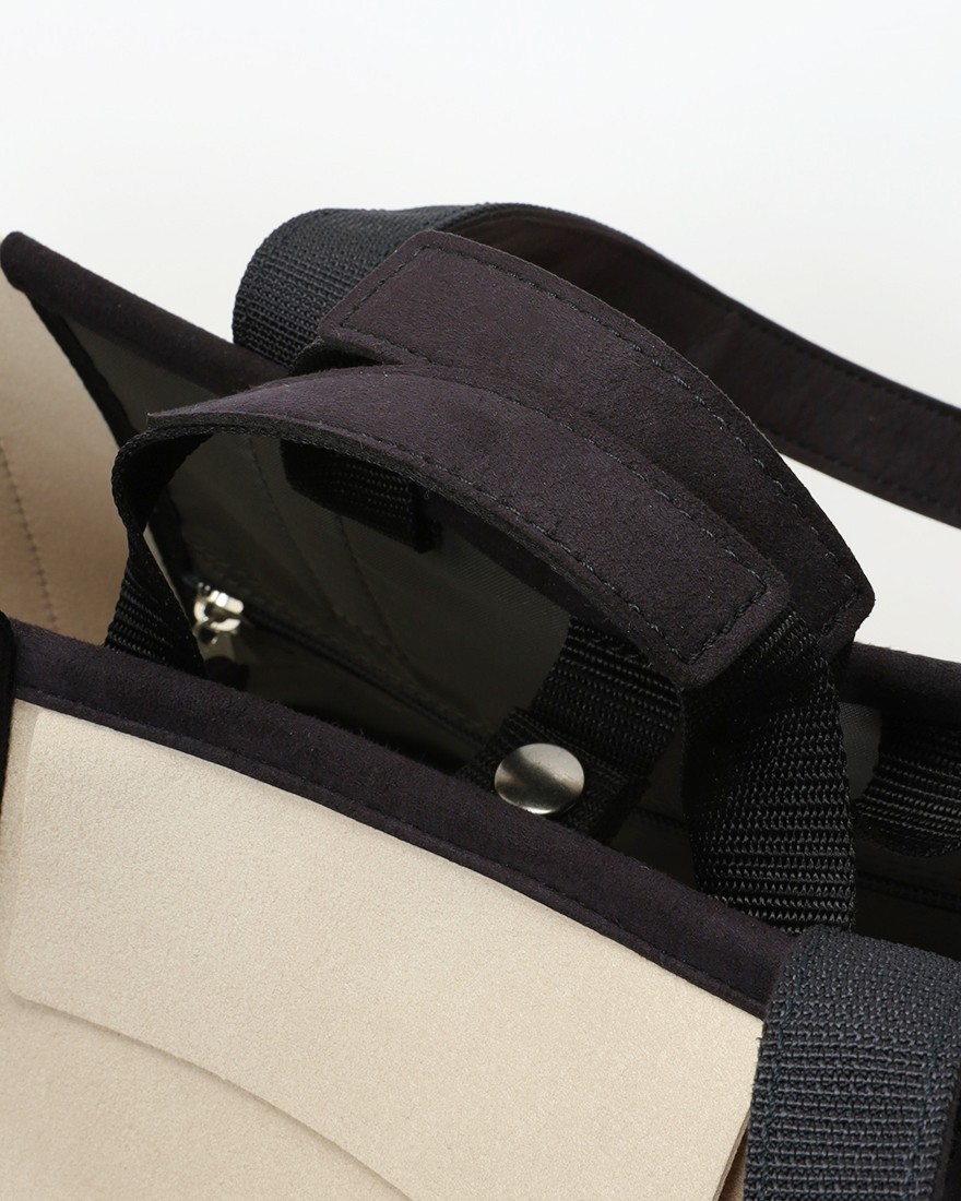 zattuマイクロファイバースエード ラージトートバッグ【TOVA-H2/トーバ-H2】25l