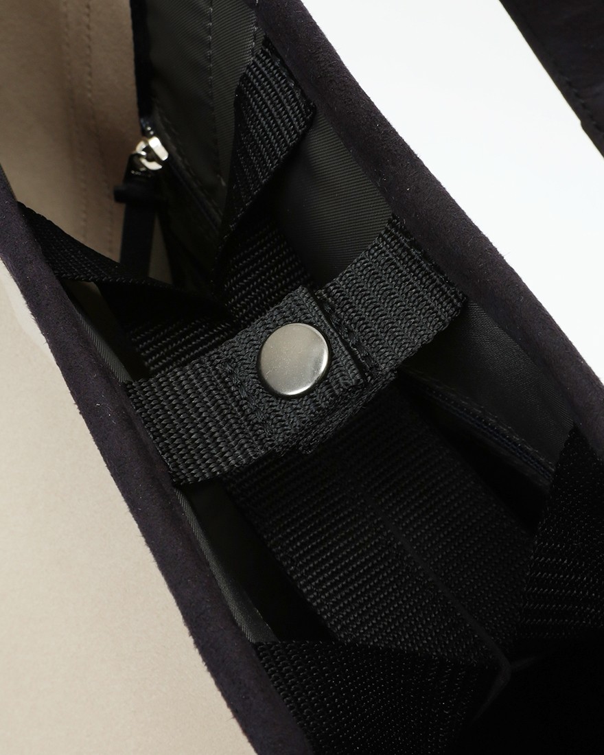 zattuマイクロファイバースエード ラージトートバッグ【TOVA-H2/トーバ-H2】27l