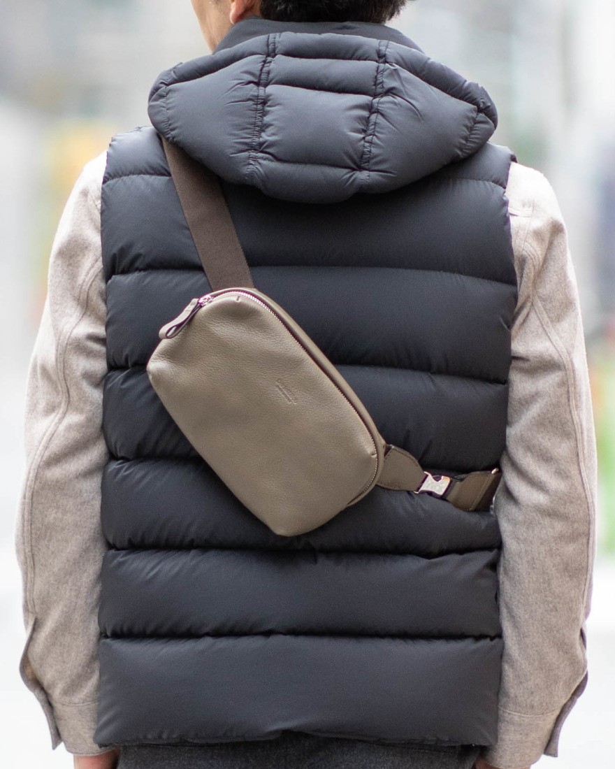 Daniel&Bobレザー ミニボディバッグ【LUDO/ルード】02l