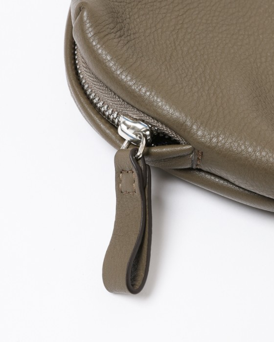 Daniel&Bobレザー ミニボディバッグ【LUDO/ルード】13l