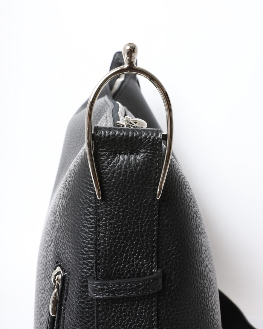 CHAMBORD SELLIERシュリンクレザー ショルダーバッグ【LOCHS Poche/LAGUN】05l