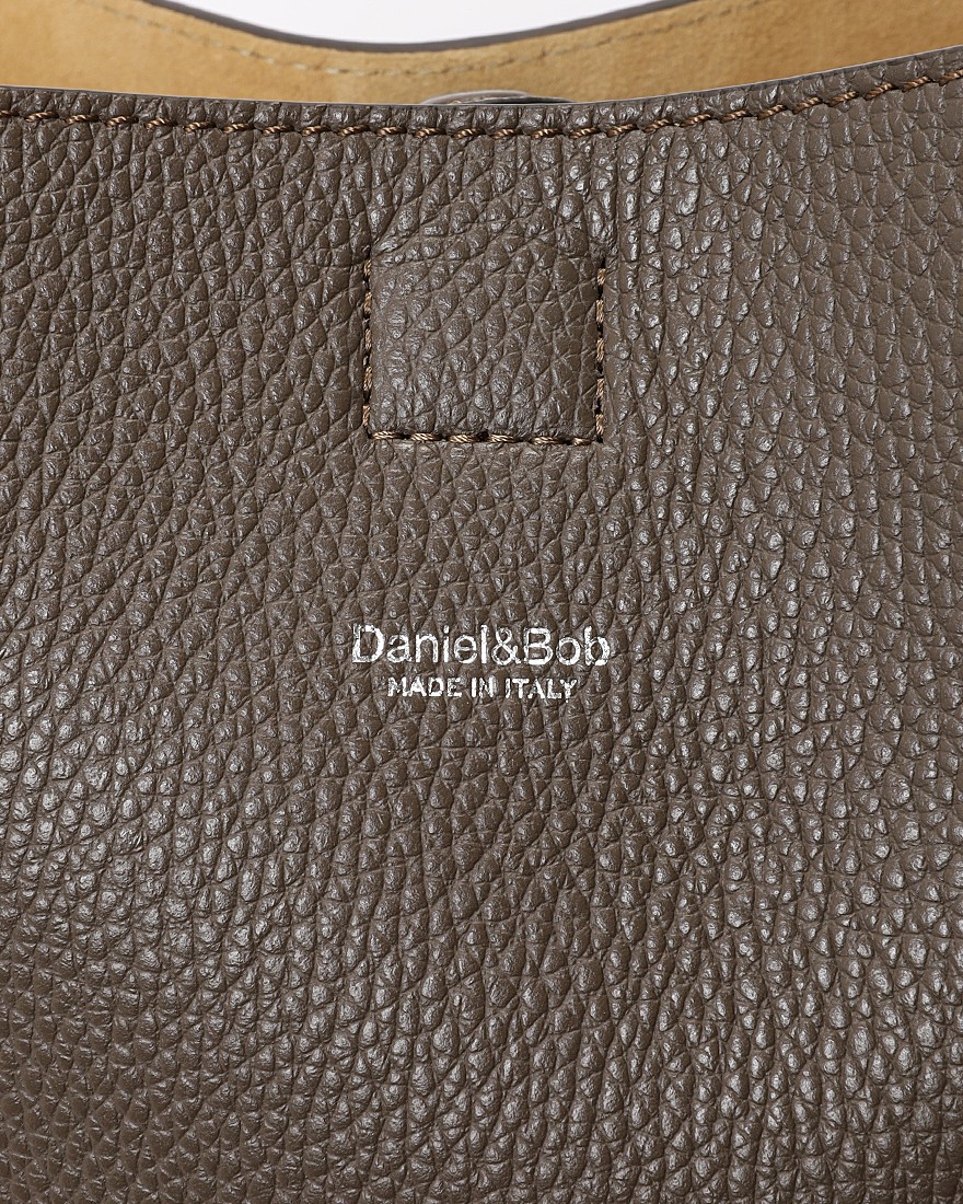 Daniel&Bobワンショルダートートバッグ【U594】08l