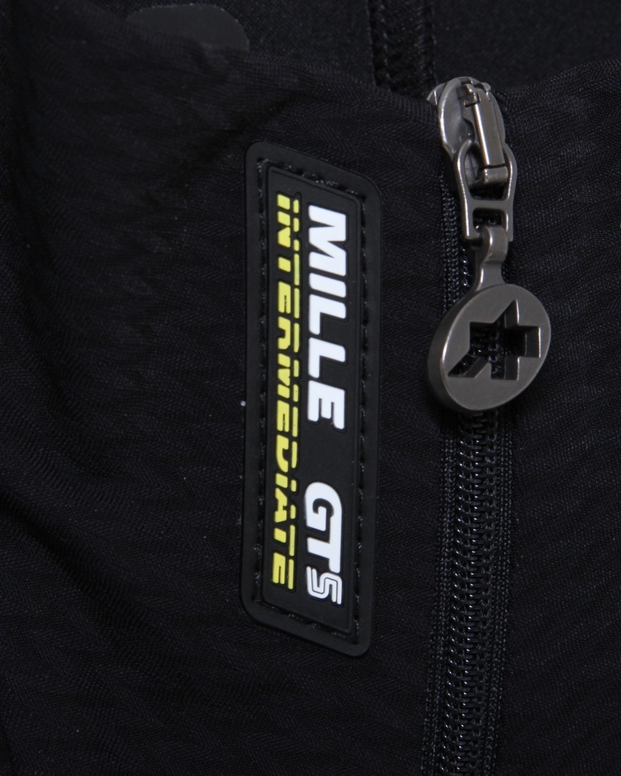 ASSOSウィンドプルーフベスト【MILLE GTS Spring Fall Vest C2】06l