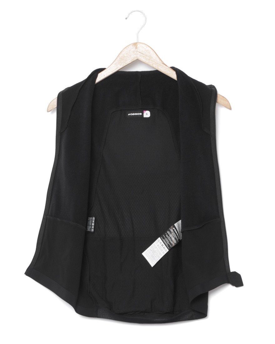 ASSOSレディースサイクルジレ【DYORA R SPRING FALL GILET S11】12l