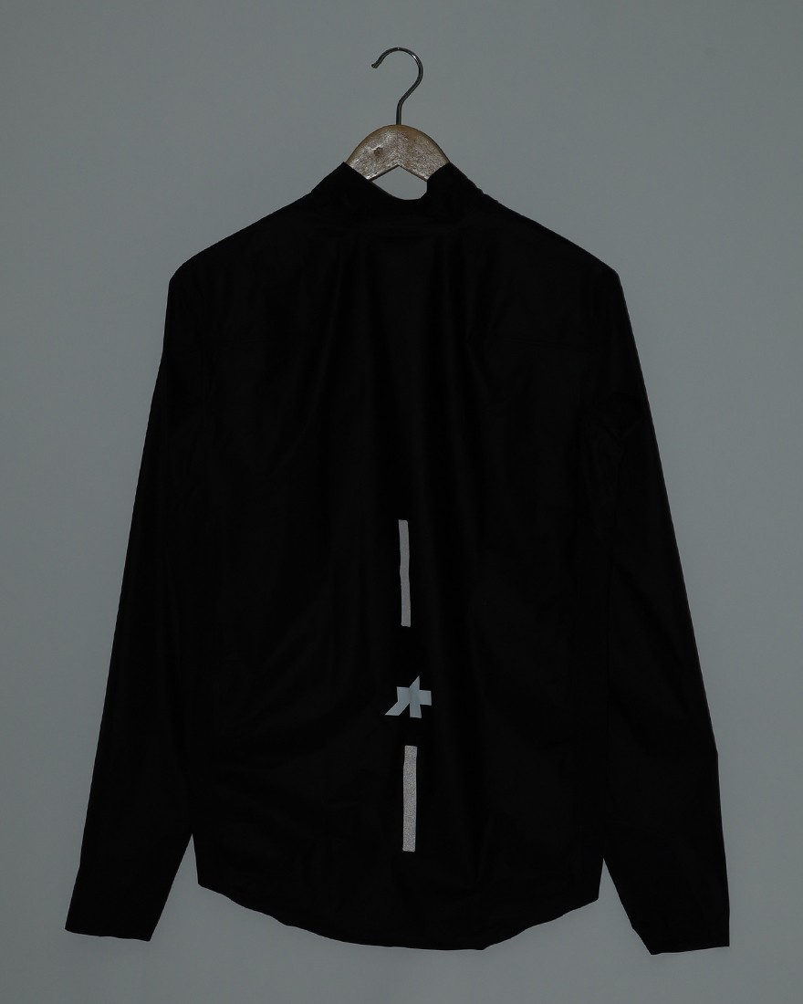 ASSOS軽量レインシェルジャケット【EQUIPE RS SCHLOSSHUND RAIN JACKET S11】05l