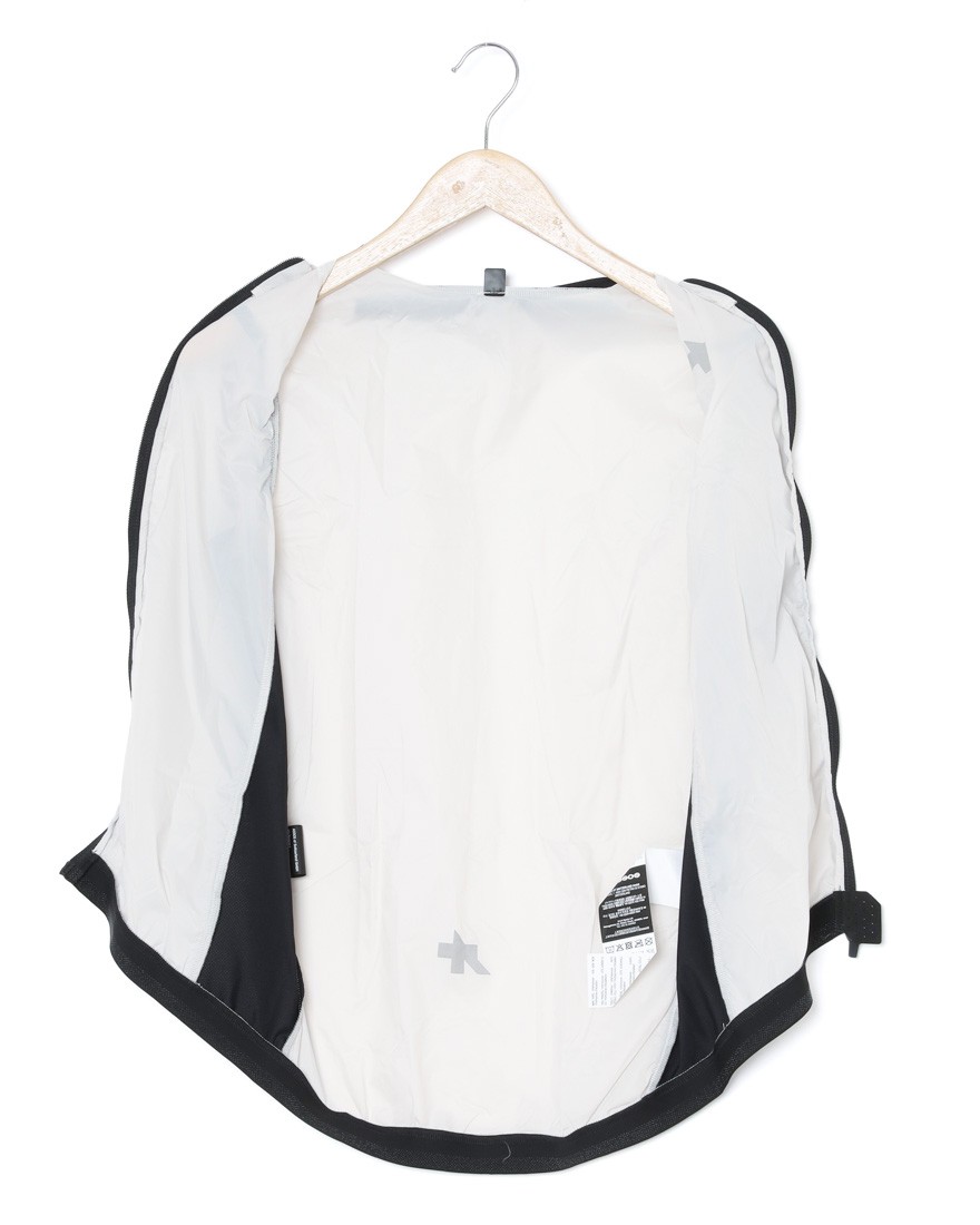 ASSOSレディース ウィンド ベスト【UMA GT Wind Vest S11】18l