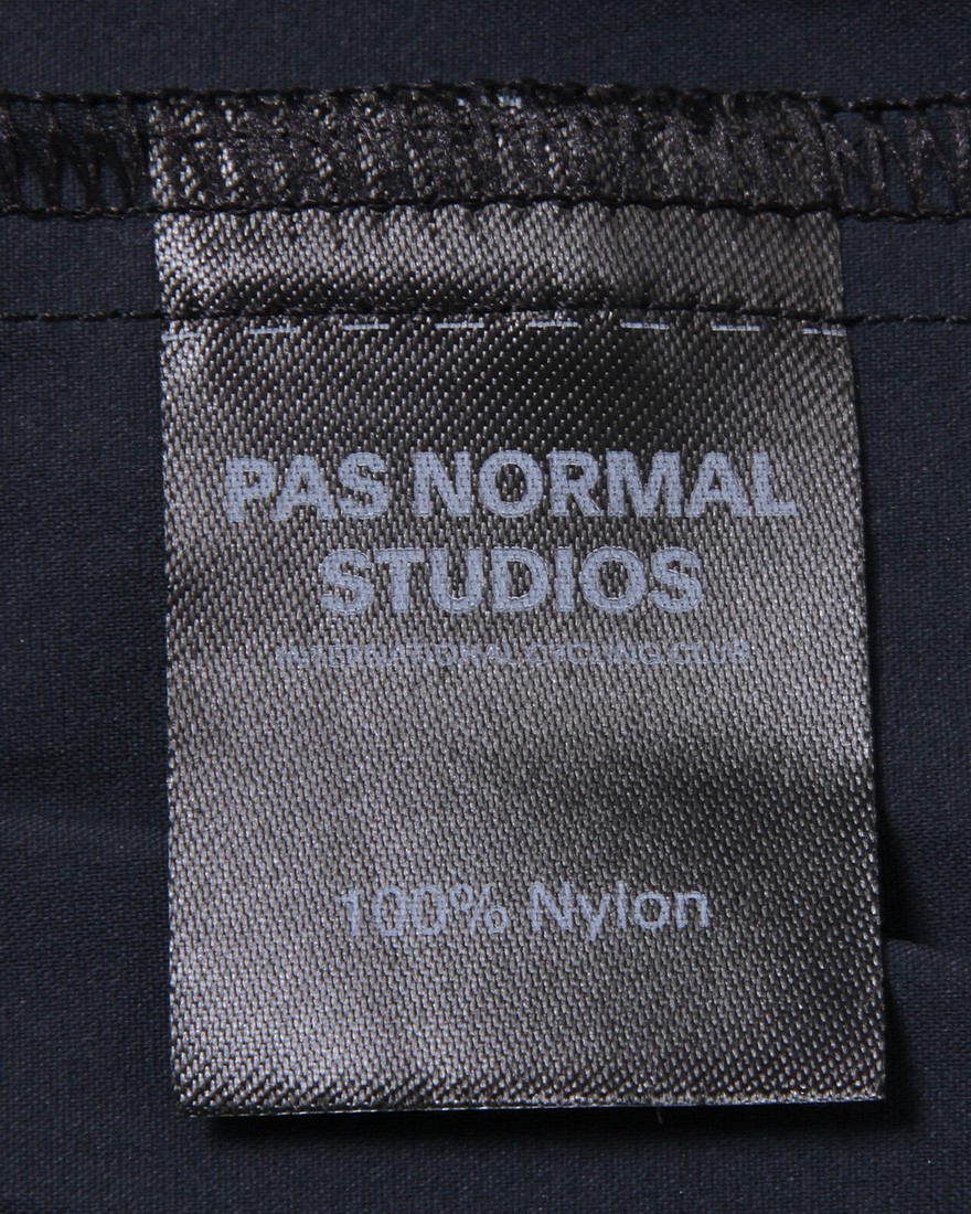 PAS NORMAL STUDIOSウィンドジャケット【Mechanism Stow Away Jacket】20l