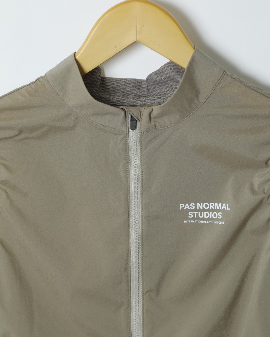 PAS NORMAL STUDIOSウィンドベスト【Stow Away Gilet】06l