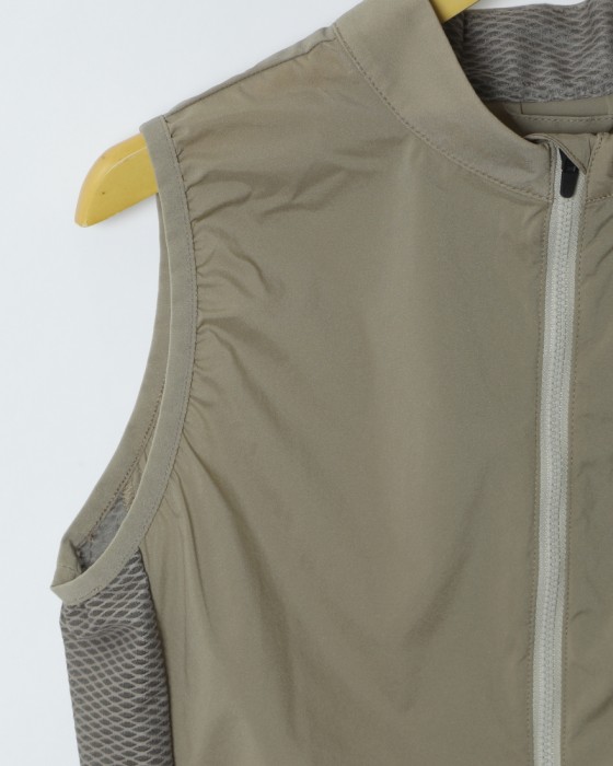 PAS NORMAL STUDIOSウィンドベスト【Stow Away Gilet】09l