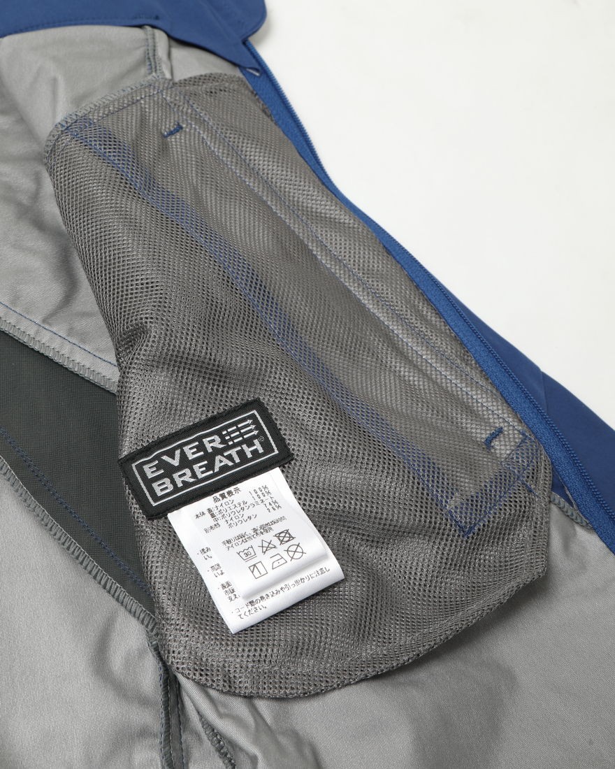 finetrackWomen's ストレッチ 耐水透湿シェル 【フロウラップ® ジャケット】10l