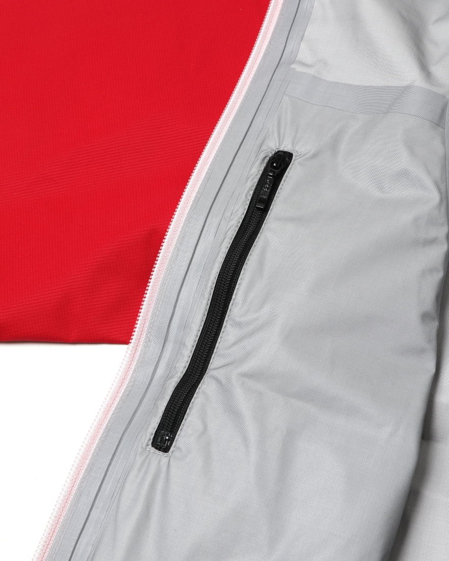 finetrackWomen's ストレッチ 防水透湿シェル【エバーブレス® フォトン】15l