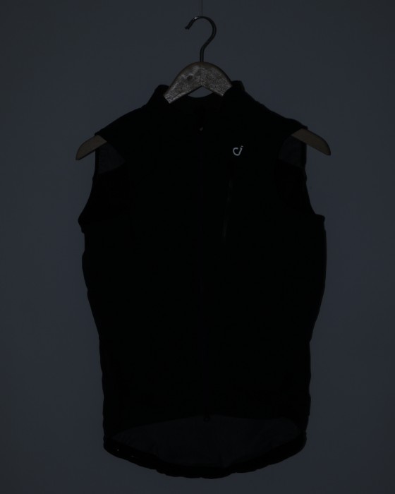 ソフトシェルベスト【Signature Softshell Vest】｜Velocio