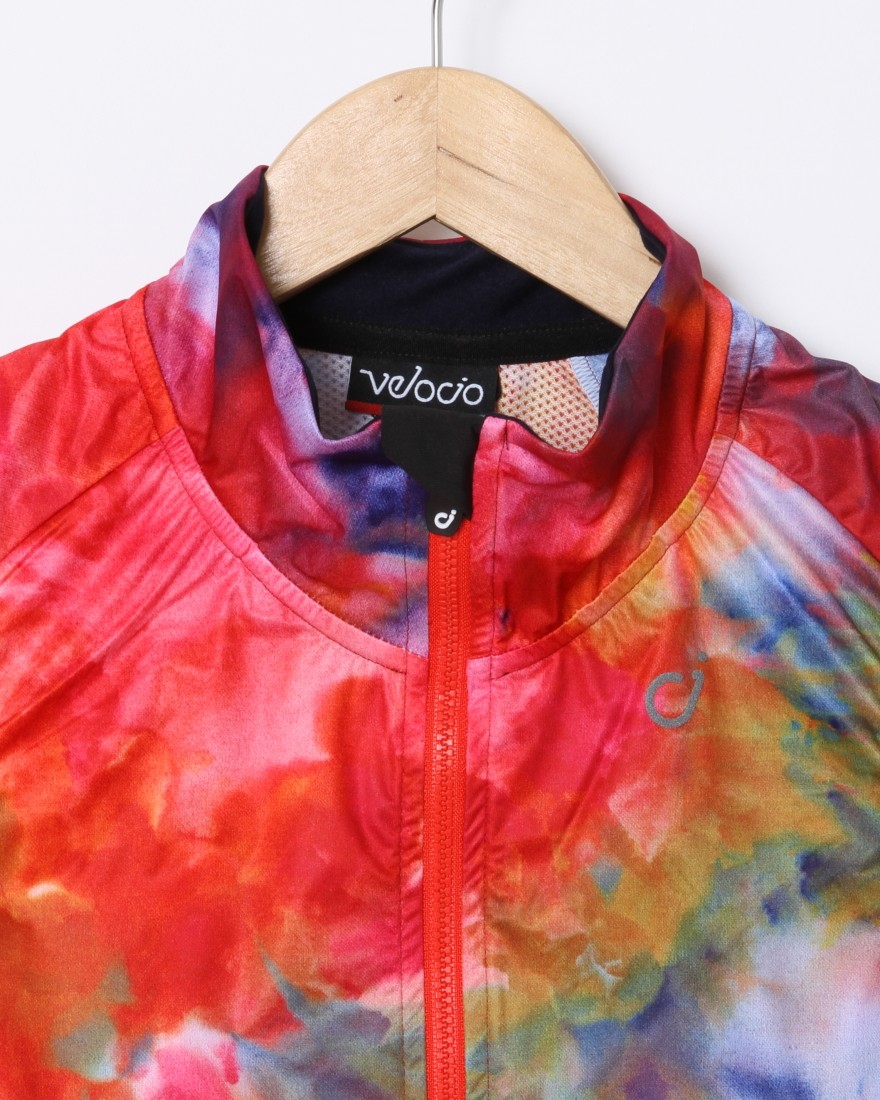 Velocioレディースウルトラライトベスト【Women's Ice Dye SE Wind Vest】01l