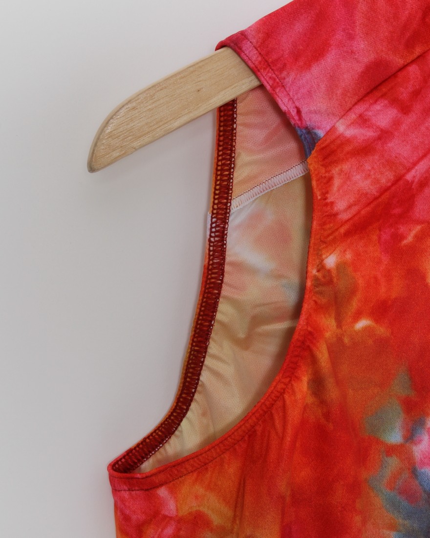 Velocioレディースウルトラライトベスト【Women's Ice Dye SE Wind Vest】05l