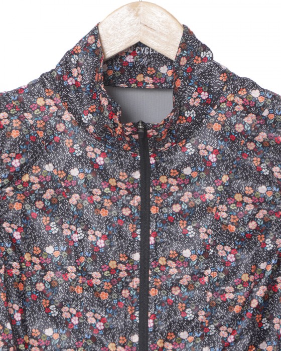 Cafe du Cyclisteウィンドジレ【Petra Gilet】01l
