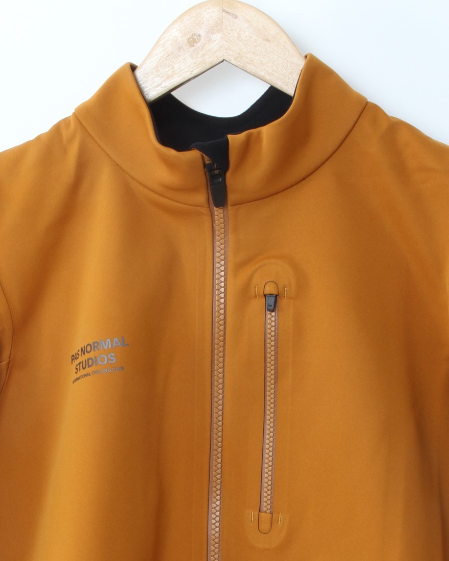 PAS NORMAL STUDIOS※ワケあり※ウィンターサーマルジャケット【Essential Thermal Jacket】01l