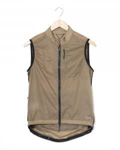 サイクルジレ【PERTEX QUANTUM WIND GILET】