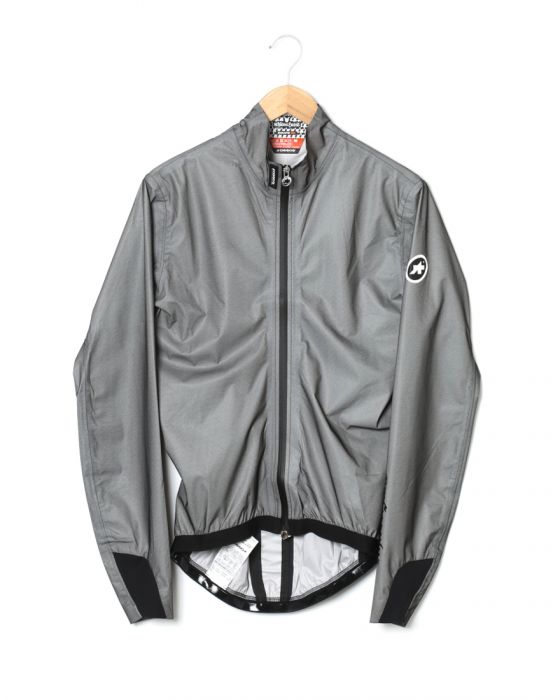 レインという言葉に惑わされるな!EQUIPE RS Rain Jacket SchlossHund