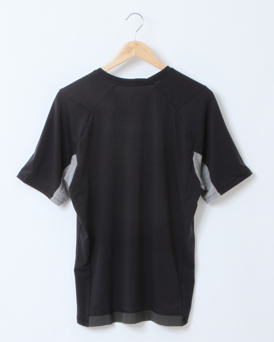 IsadoreオフロードテックTシャツ【OFF-Road Tech T-Shirt】05l
