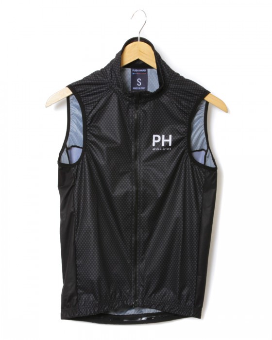Push Hardウインドジレ【FIRST】