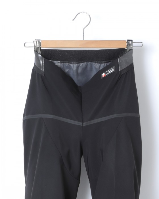 ASSOSサーモレインパンツ【MILLE GT Thermo Rain Shell Pants】01l