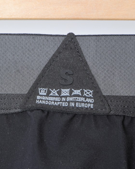 ASSOSサーモレインパンツ【MILLE GT Thermo Rain Shell Pants】11l