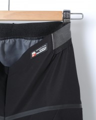 ASSOSサーモレインパンツ【MILLE GT Thermo Rain Shell Pants】mb_05l