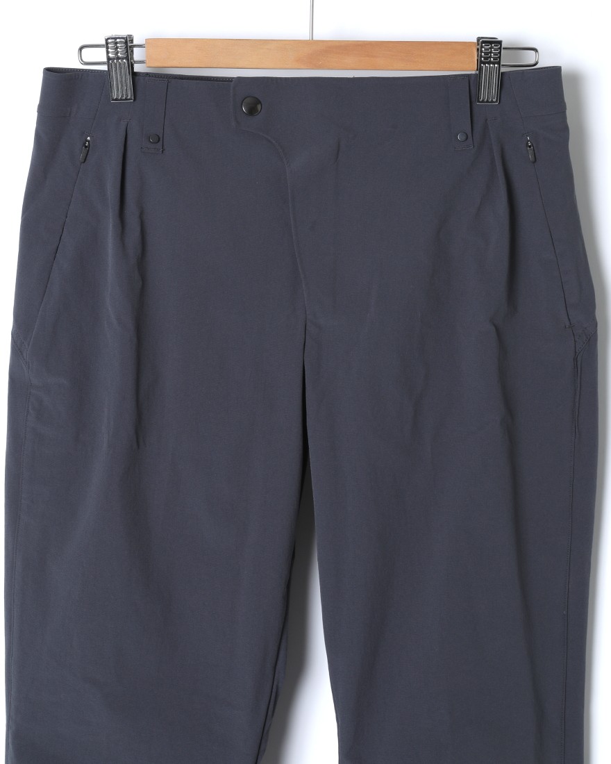 美品 イザドア isadore アーバンチノパンツ Sサイズ ブラック 黒