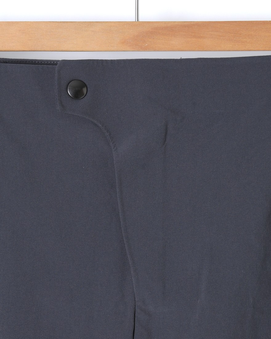 美品 イザドア isadore アーバンチノパンツ Sサイズ ブラック 黒