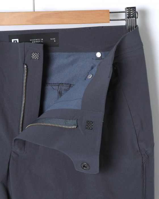 美品 イザドア isadore アーバンチノパンツ Sサイズ ブラック 黒