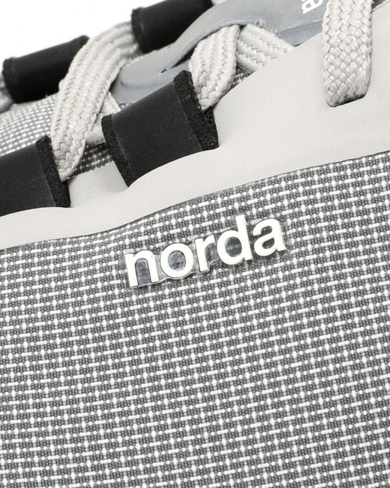 nordaトレイルランニングシューズ【norda 001A-M】22l