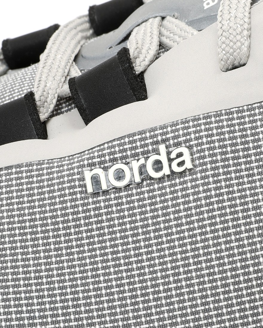 nordaトレイルランニングシューズ【norda 001A-M】22l