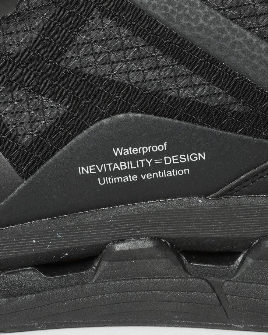 MOISTHROUGH360全天候型 ハイカットスニーカー【VENTIRIS HI】13l