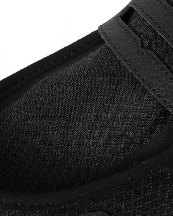 MOISTHROUGH360全天候型ローファースニーカー【HOBALIPS】20l