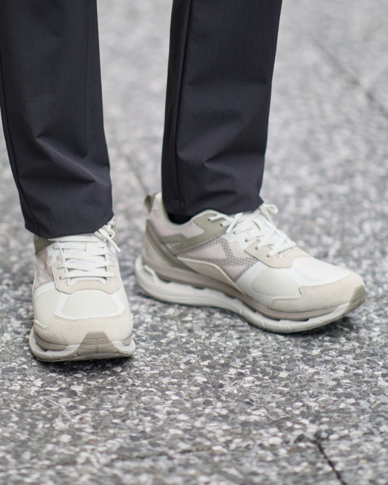 MOISTHROUGH360全天候型 レザースニーカー【VENTIRIS LT】01l